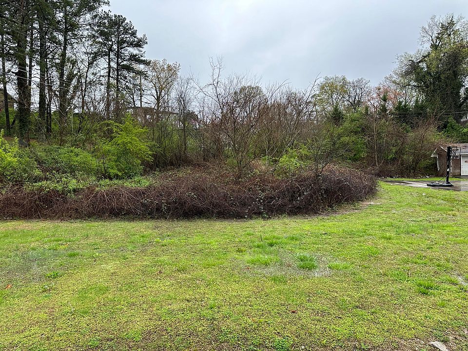 2nd image of 3744 Wilcox Blvd