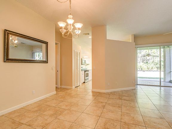 4th image of 612 SW Saint Thomas Cv