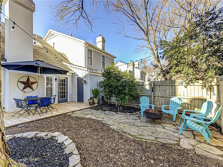 1302 Defoors Lndg NW — Photo 29