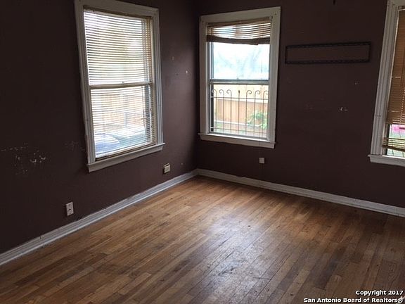 5th image of 1247 Westfall Ave