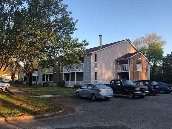 3rd image of 6612 Willow Pointe NW APT D
