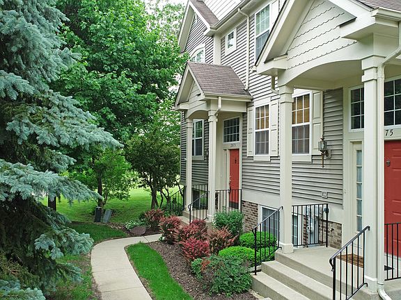 2nd image of 2873 N Augusta Dr