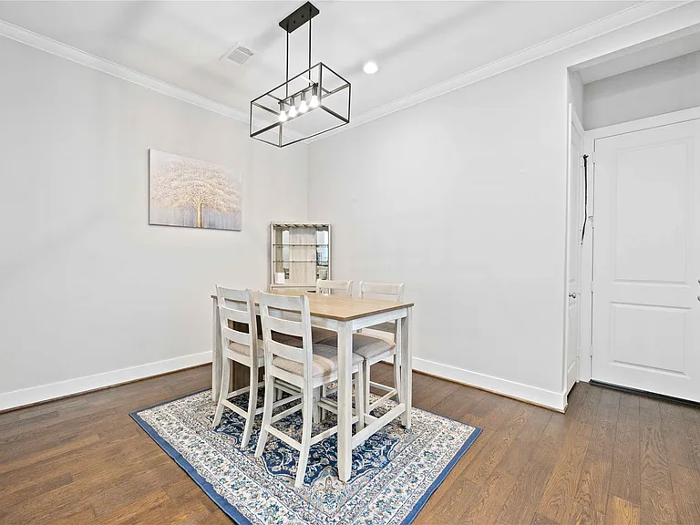 1324 W Pierce St — Photo 10