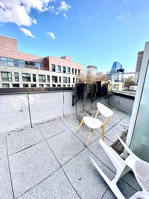 Rented by Safdie Realty Group | media 14