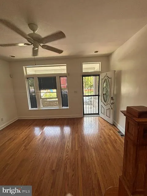 2 bed, 2.0 bath, 1712 sqft, $2,200 — Photo 4