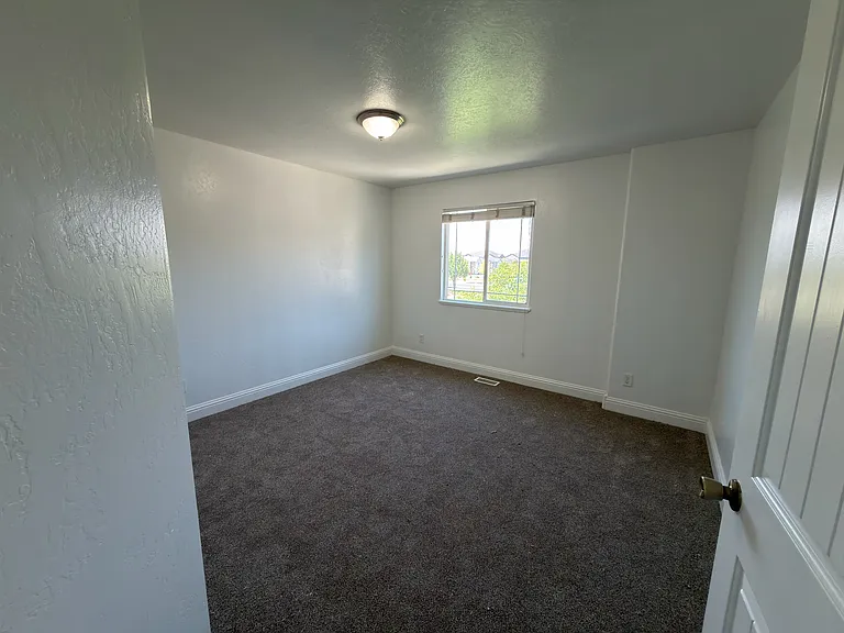 1490 N 471 W #101 — Photo 9