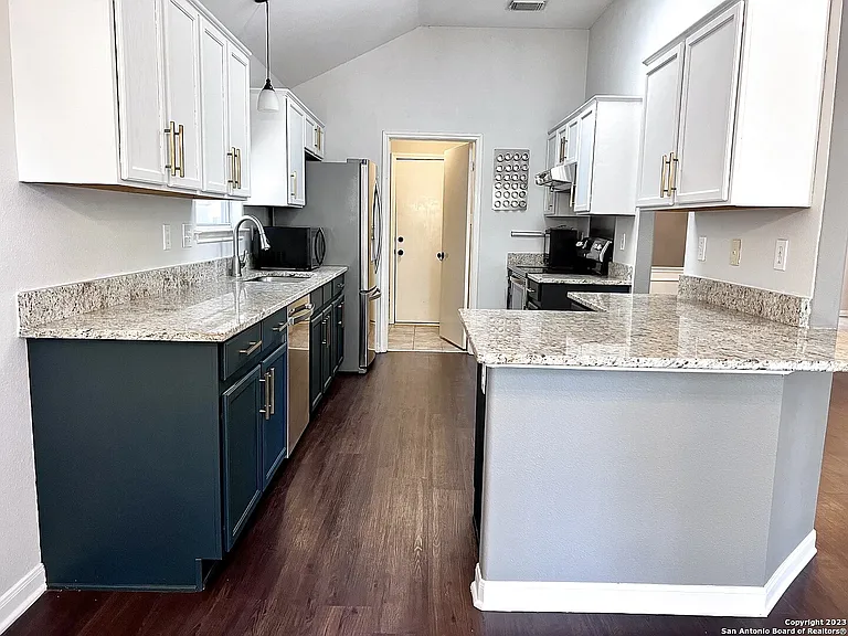 6218 Parkland Oaks Dr — Photo 10