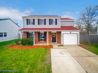 30W030 Galbreath Dr, Warrenville, IL 60555