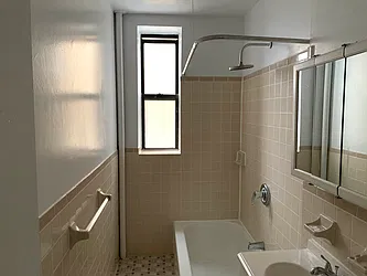 Rented by Voro Purple LLC
