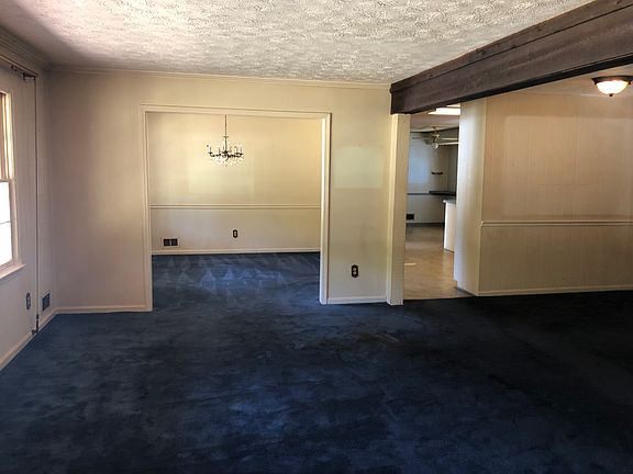 5th image of 2168 Eastwood Dr