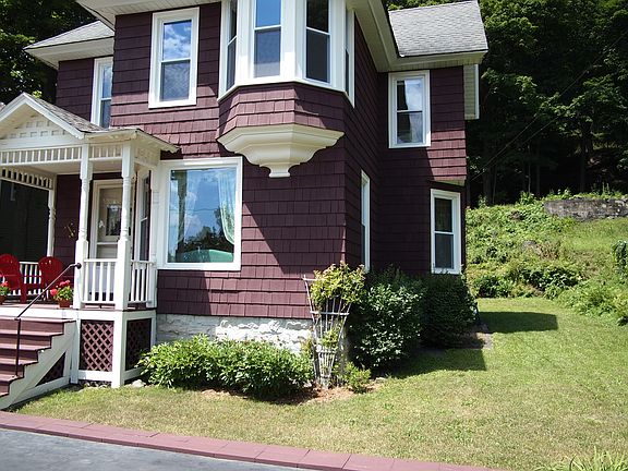 5th image of 58 Diamond St