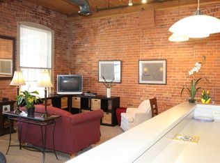 92 Main St APT 413, Deep River, CT 06417