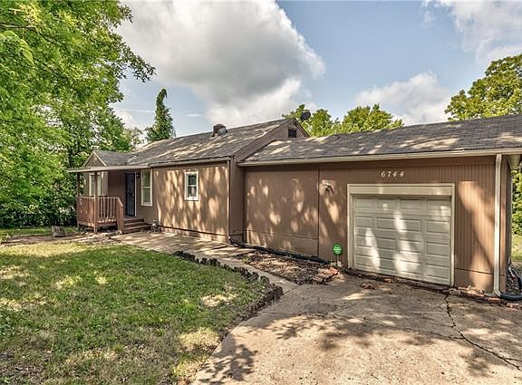 4th image of 6744 Scenic Dr