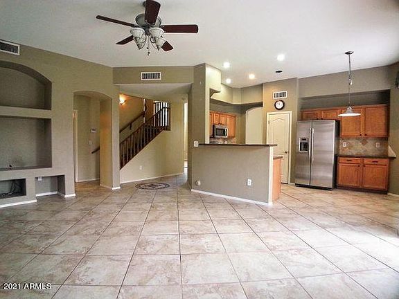 2nd image of 7423 E Odessa St
