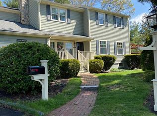 47 Dean St, Westwood, MA 02090
