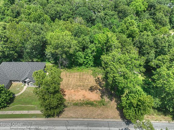 4th image of S Scenic Ave Lot 4