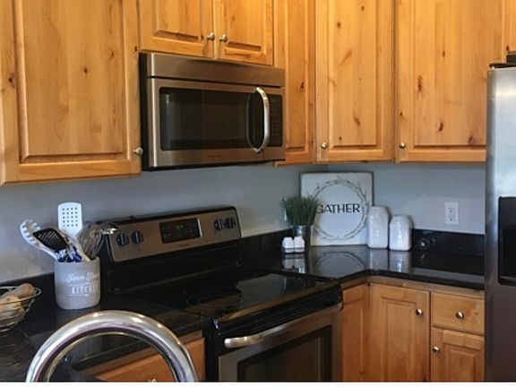 5th image of 84 S 930th St E
