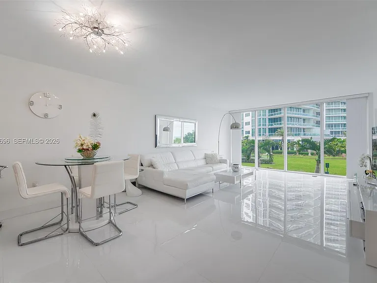 10275 Collins Ave #307 — Photo 3