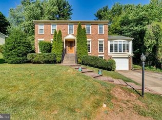 1840 Nigel Ct, Vienna, VA 22182