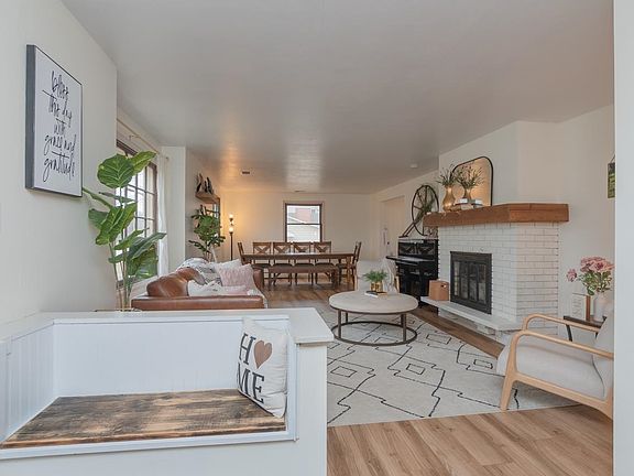 3rd image of 747 Bordeaux Rue