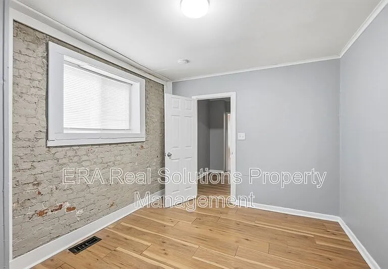 361 S Harris Ave #A — Photo 12