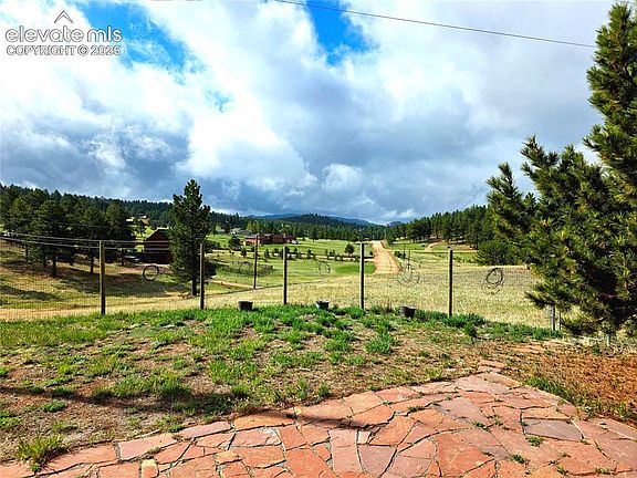 5th image of 891 S Mountain Estates Rd