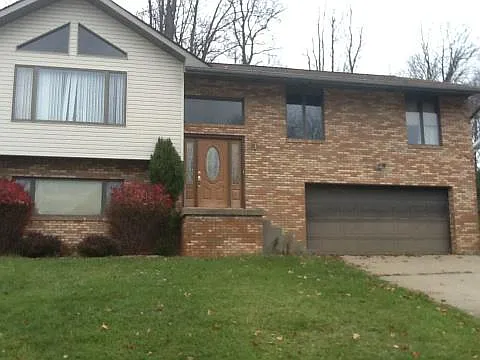 130 Westgate Dr photo 1