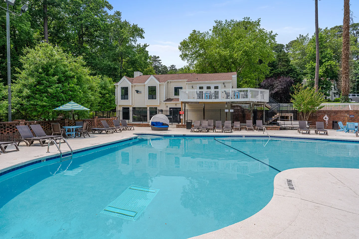 Lake Lynn Reserve Apartments — Photo 1