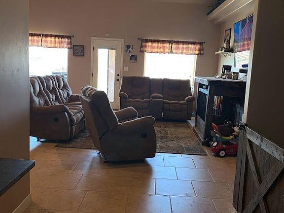 3rd image of 4004 Pat Garrett Rd S