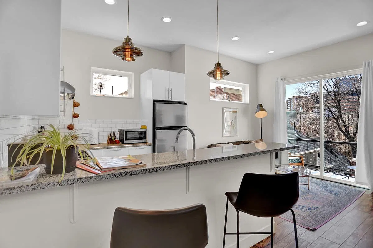 1 bed, 500 sqft, $1,995 — Photo 3