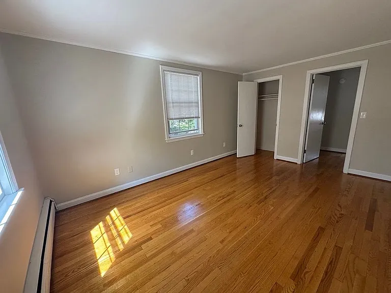 194 Woodrow St #B — Photo 5