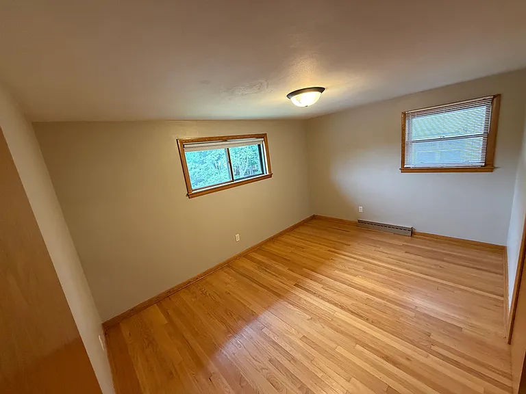 7009 W Lloyd St — Photo 14