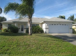 2828 SW 25th Ave, Cape Coral, FL 33914