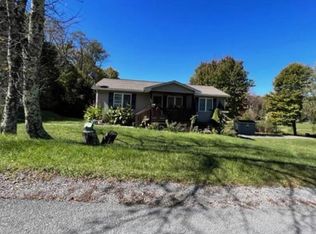 654 Stonewall Rd, Beckley, WV 25801