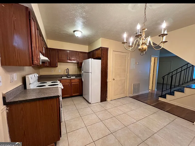 2691 Evans Mill Dr #EAST — Photo 14