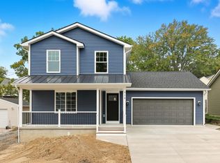 310 S 6th St, Saint Clair, MI 48079