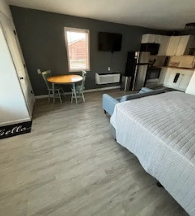 475 N Michigan Ave #20