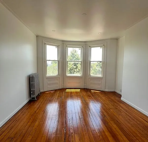 2215 Bruckner Blvd #2 — Photo 5