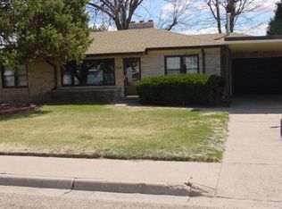305 W 9th St, Goodland, KS 67735