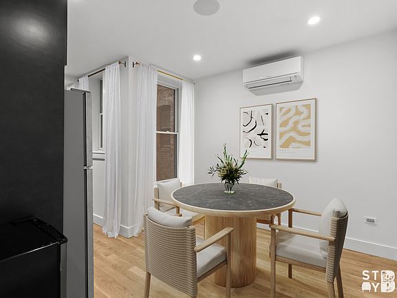 5th image of 1793 Bedford Ave APT 1R