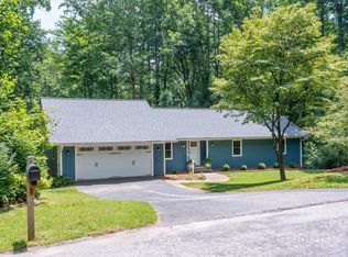 Dellwood, Hendersonville, NC 28791