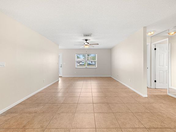 5th image of 393 Altara Dr
