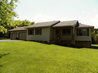 1377 Awatukee Trl, Hudson, WI 54016