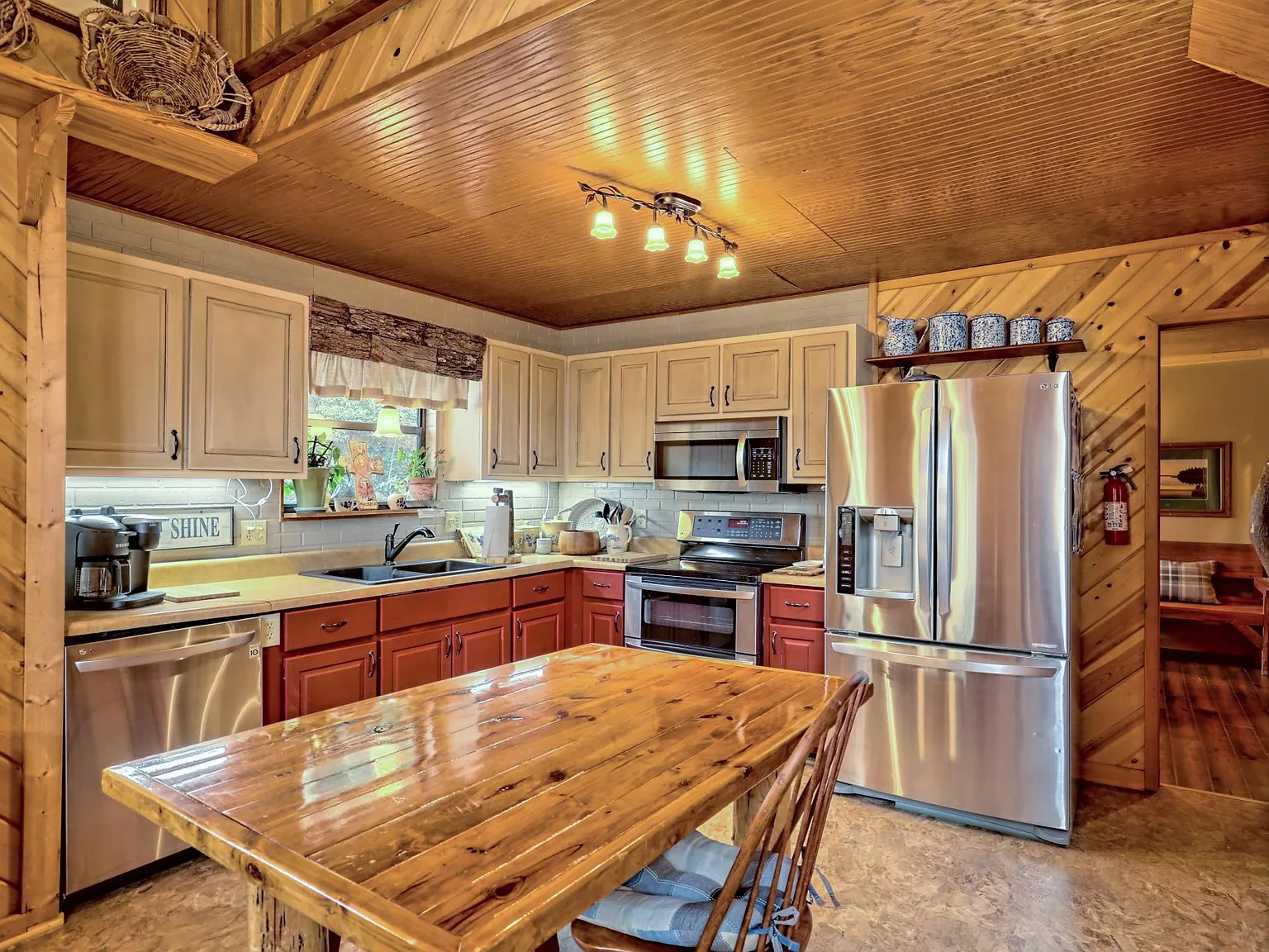 Creek Rd, Hiawassee — Photo 3