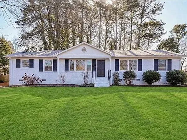 1522 Woodhill Ln, Charlotte, NC 28205
