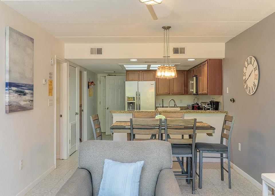 1st image of 108 Coronado Dr
