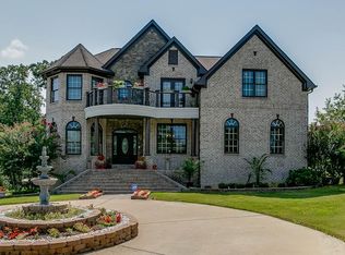 461 Saddle Ridge Dr, Lawrenceville, GA 30046