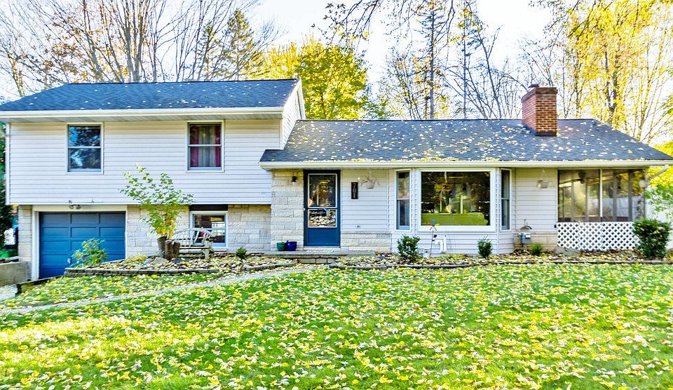 1st image of 701 Hampden Ct