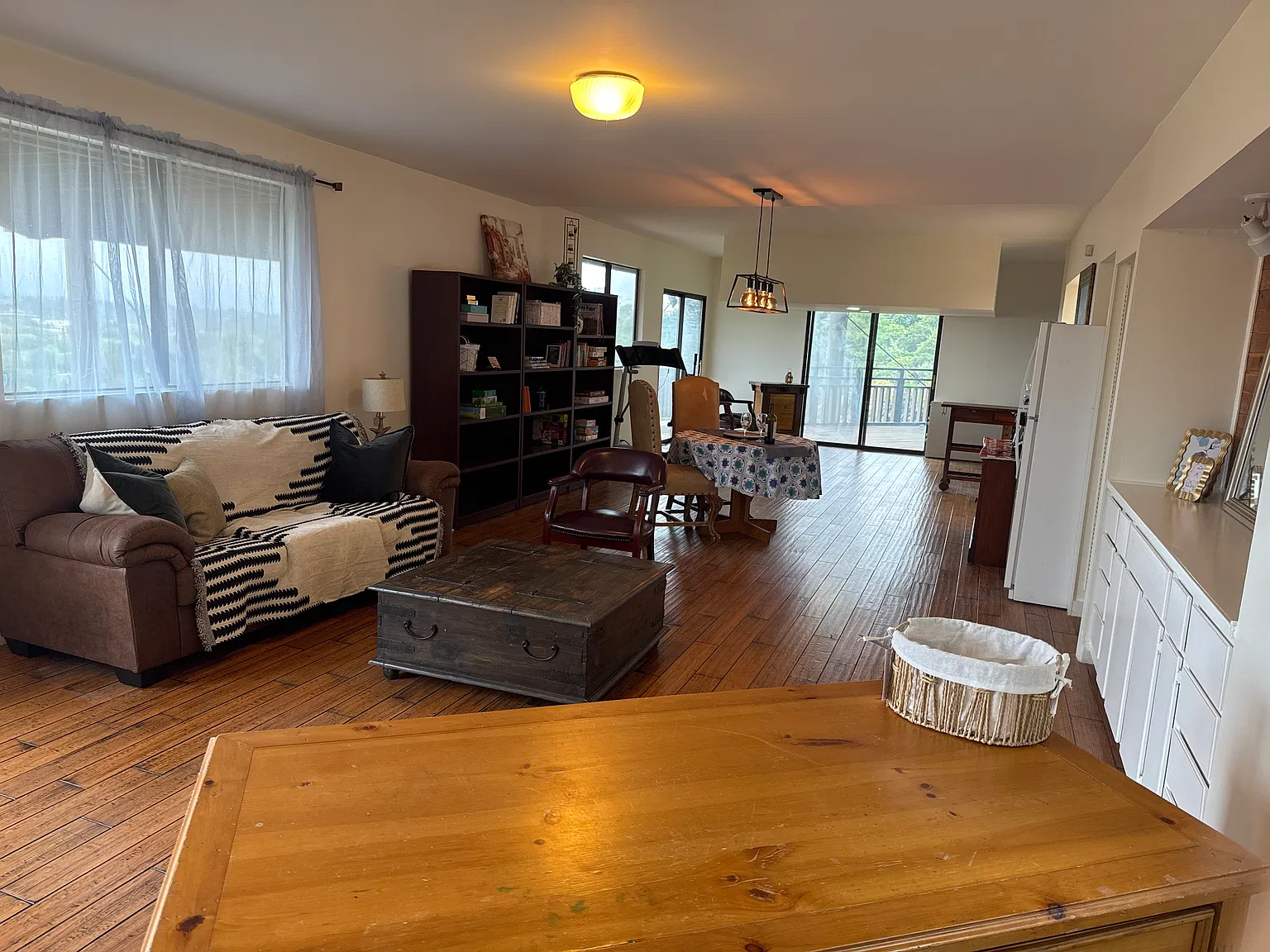 1308 Mountain View Ave — Photo 2