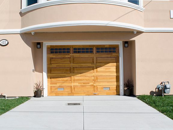 5th image of 422 Vicente St